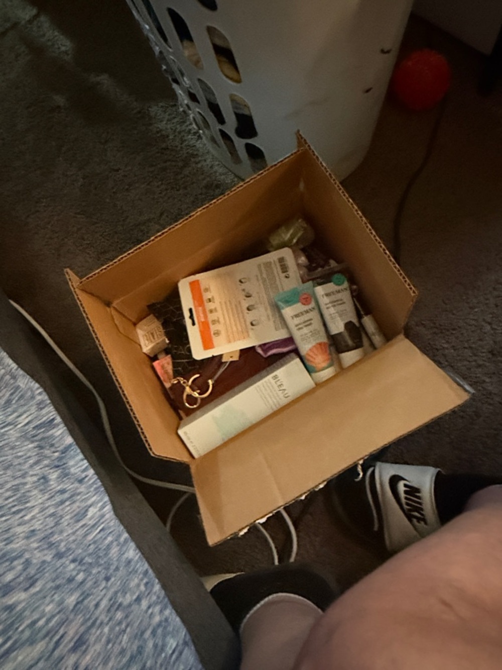 Singles Swag Colossal Mystery Box